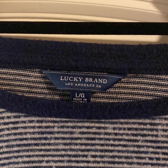 Bell sleeve top - Picture 2 of 3